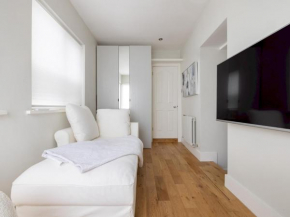 Pass the Keys - Chic Apartment, Steps away from King's Rd Chelsea